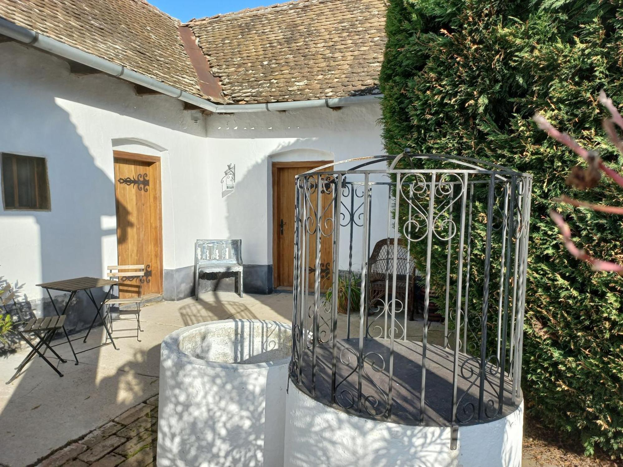 Tornácos Vendégház Hajdunanas Exterior foto